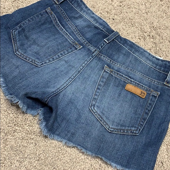 Joe’s jeans distressed shorts size 25 - Picture 7 of 8